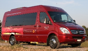 Mercedes-Benz Midi-Car (19 Pl. + Chauffeur)